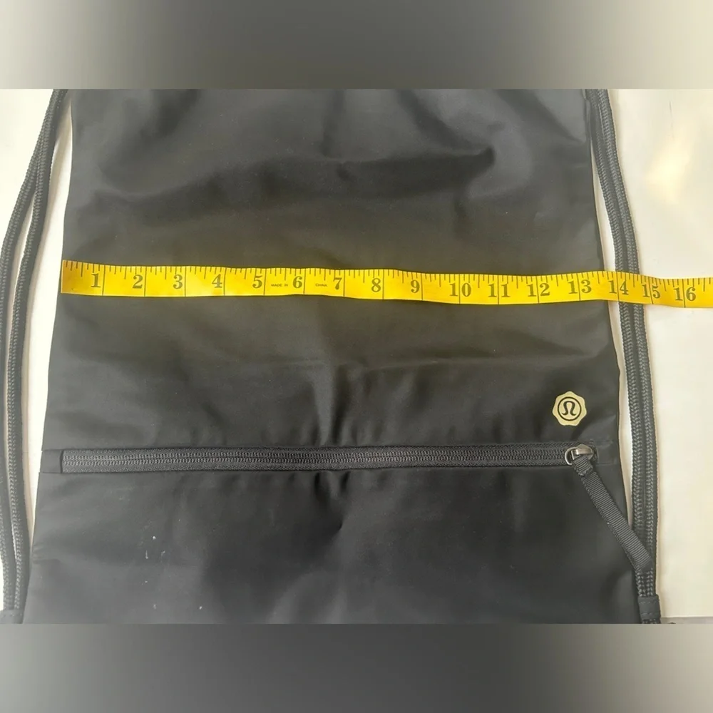 lululemon Seawheeze Black nylon Drawstring back pack Gym Bag